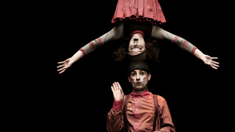 Oh Oh - Djamila Agustoni