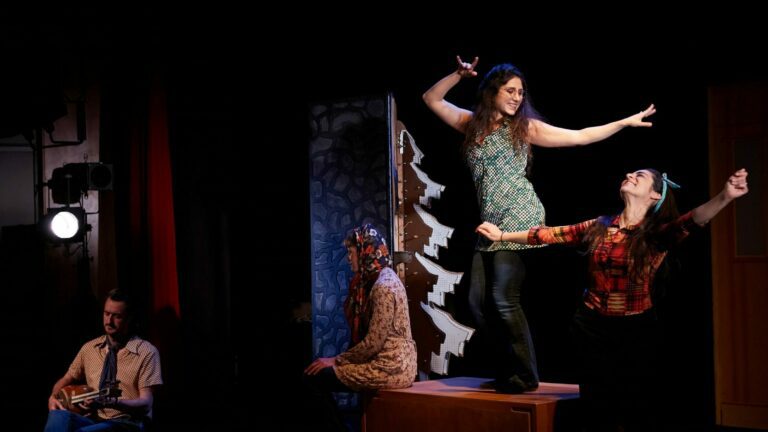 Les poupées persanes - Alejandro Guerrero