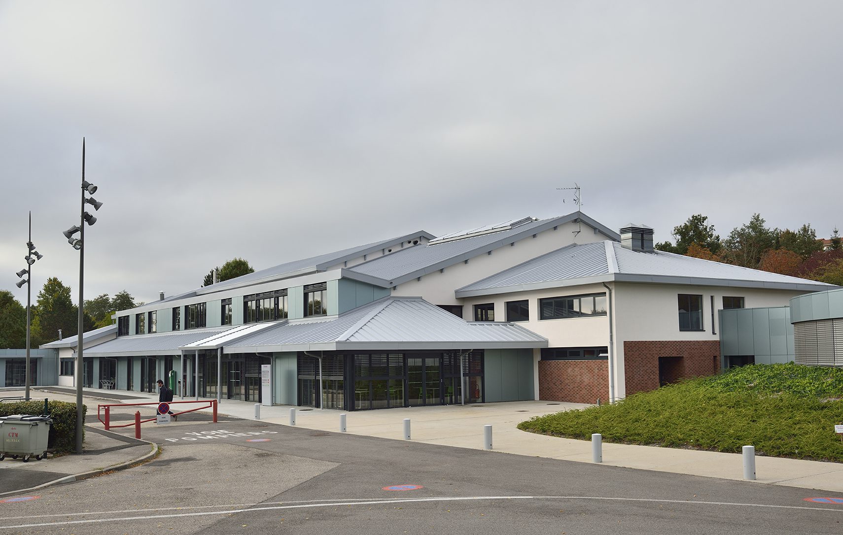 L'Aqueduc - vue extérieure