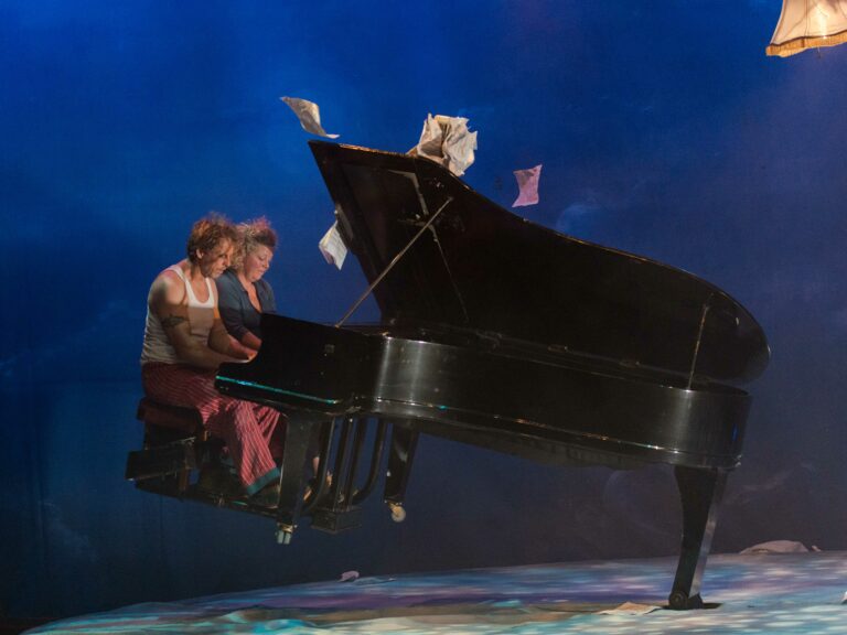 Le carrousel des moutons - Cie d'irque & fien